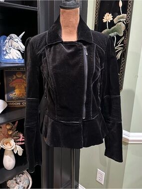 White House Black Market Velvet Moto Jacket – Black – Size 8